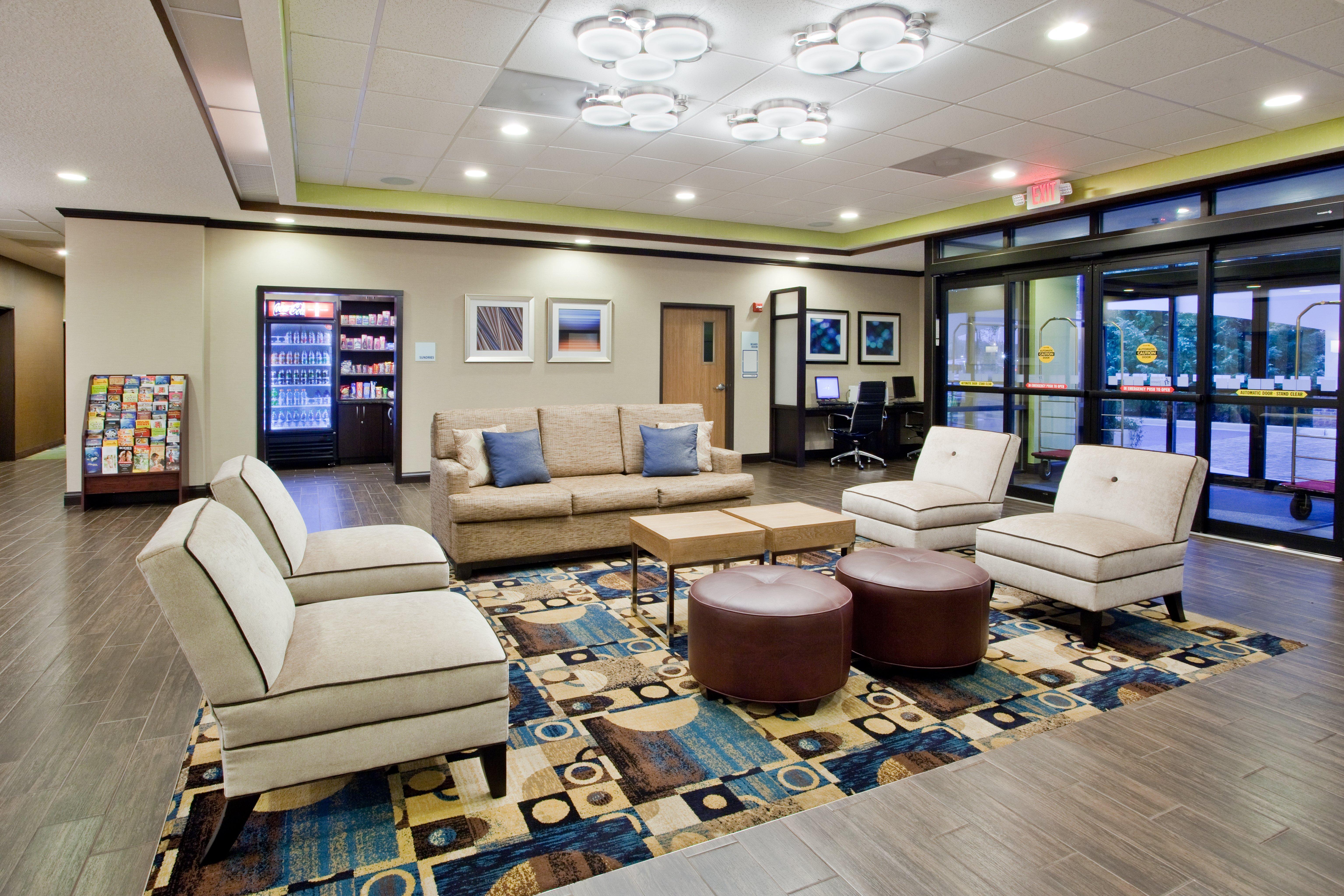 Holiday Inn Express & Suites Buford Ne - Lake Lanier By Ihg Buitenkant foto