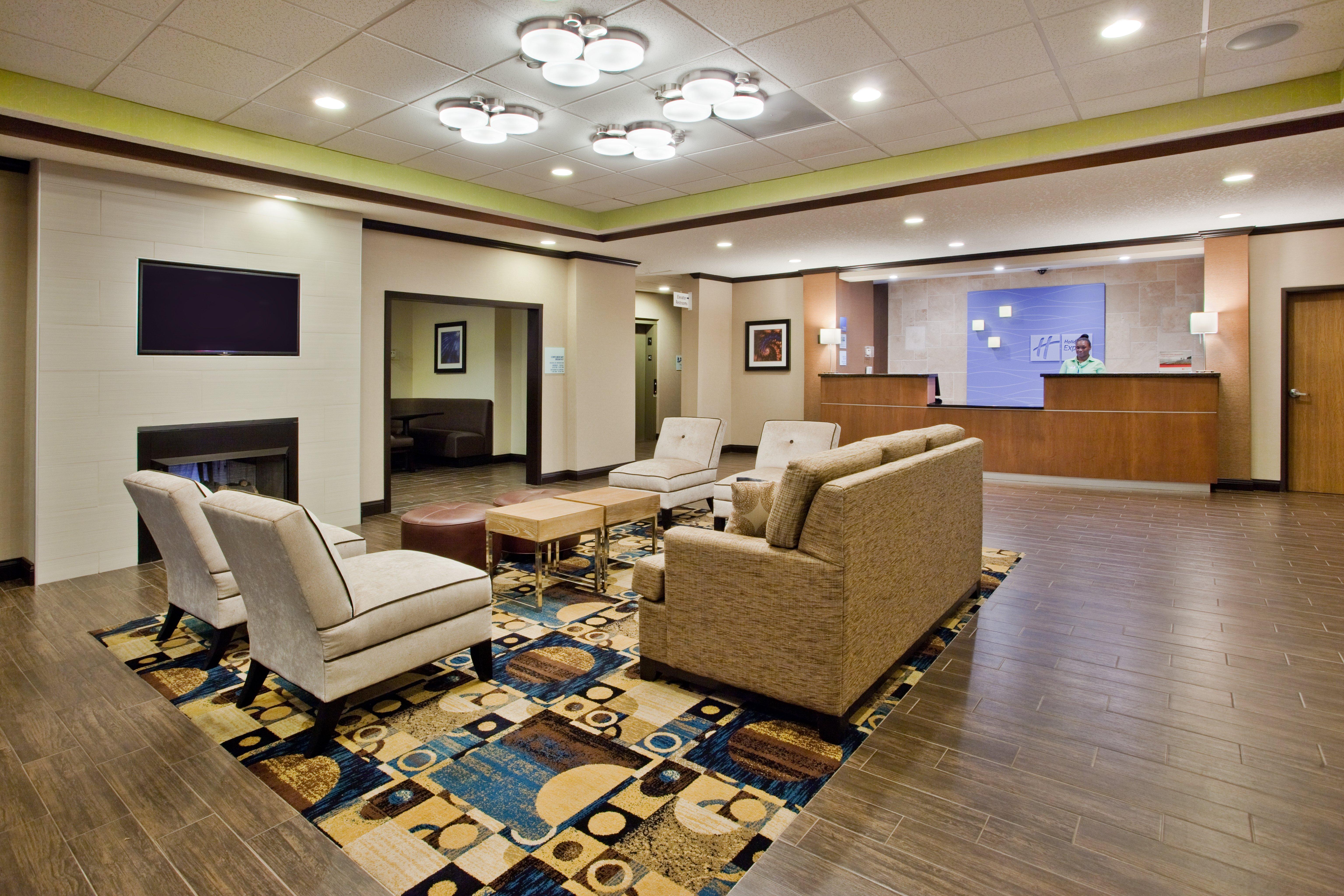 Holiday Inn Express & Suites Buford Ne - Lake Lanier By Ihg Buitenkant foto